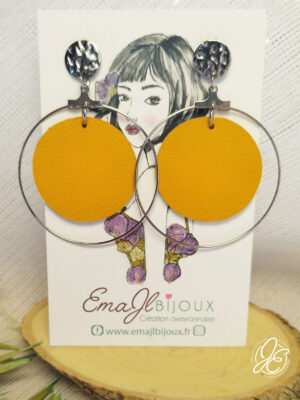 Boucles d’oreilles créoles d'éclipse en cuir recyclé, couleur jaune