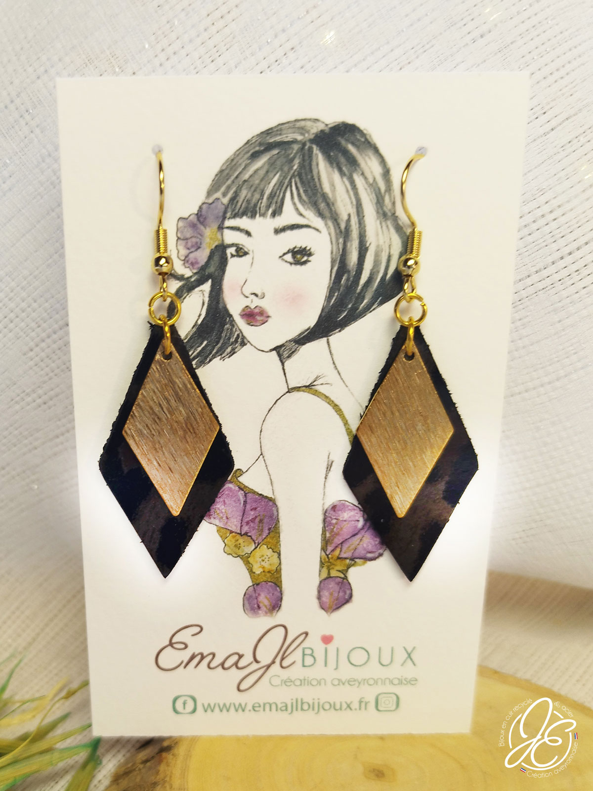 Boucles d’oreilles losange solaire en cuir recyclé, couleur léopard