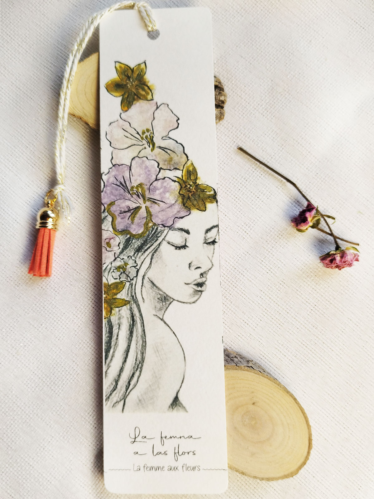 Marque-page portrait de femme fleuri en Tataki Zomé avec doré à la main