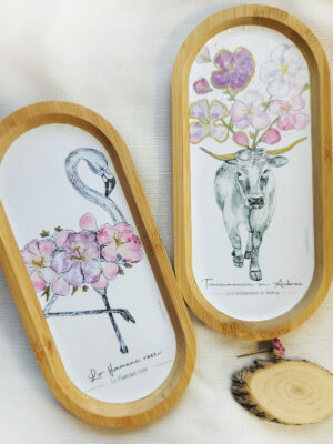 Plateau en bambou illustré d’un flamant rose ou d’une vache d’Aubrac en tataki zomé