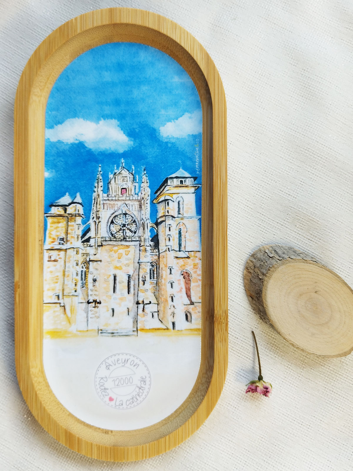 Plateau en bambou illustré d’un paysage d’Aveyron à l’aquarelle, Rodez