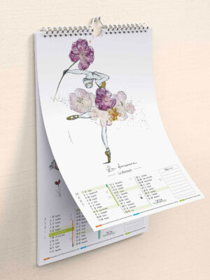 Calendrier 2026 Tatakizomé – 14 pages poétiques avec illustrations de danseuses, portraits et animaux, papier recyclé 300g, touches dorées à la main, édition limitée.