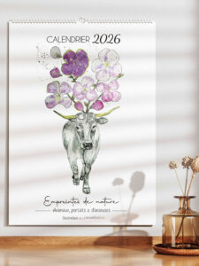 Calendrier 2026 Tatakizomé – 14 pages poétiques avec illustrations de danseuses, portraits et animaux, papier recyclé 300g, touches dorées à la main, édition limitée.